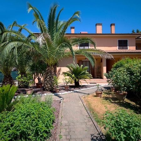 Villa Alida Casa Vacanze Φολίνιο Εξωτερικό φωτογραφία
