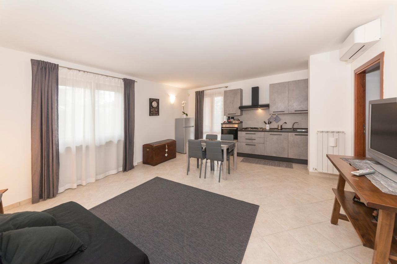 Villa Alida Casa Vacanze Φολίνιο Εξωτερικό φωτογραφία