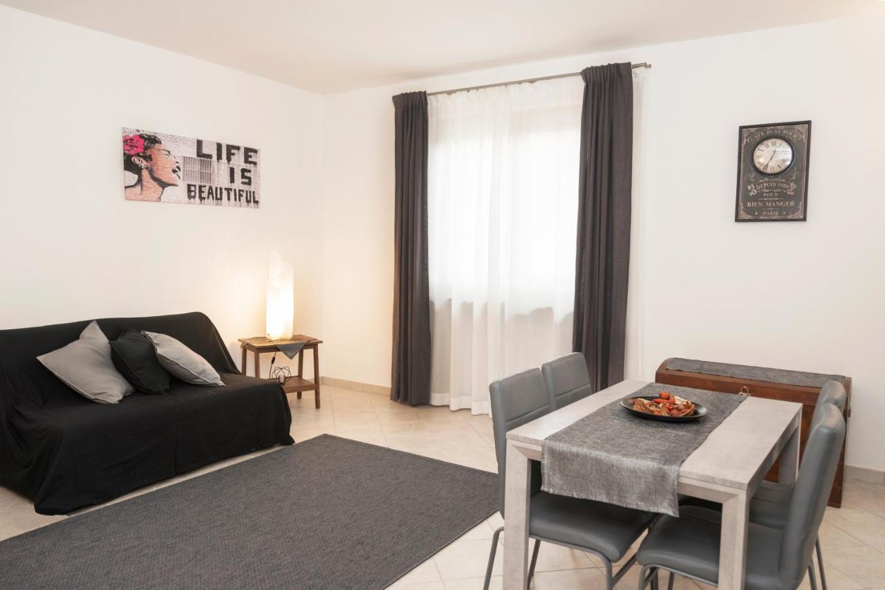 Villa Alida Casa Vacanze Φολίνιο Εξωτερικό φωτογραφία
